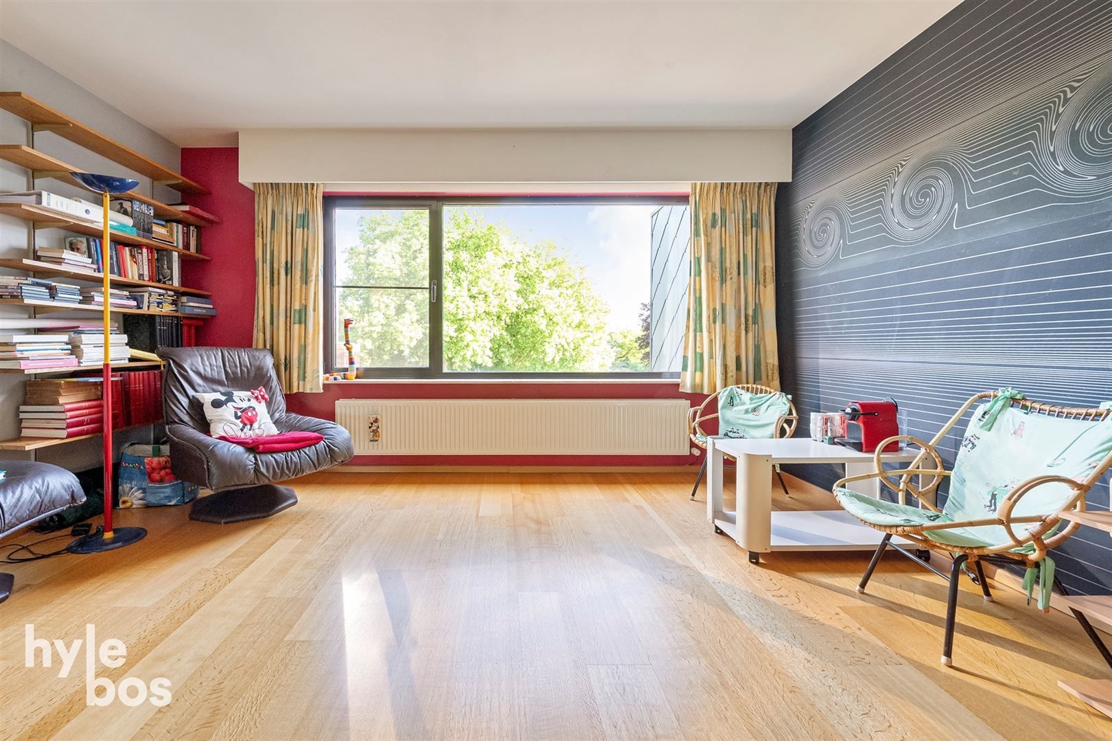 Stijlvolle ruime woning met praktijk & stadstuin foto 20