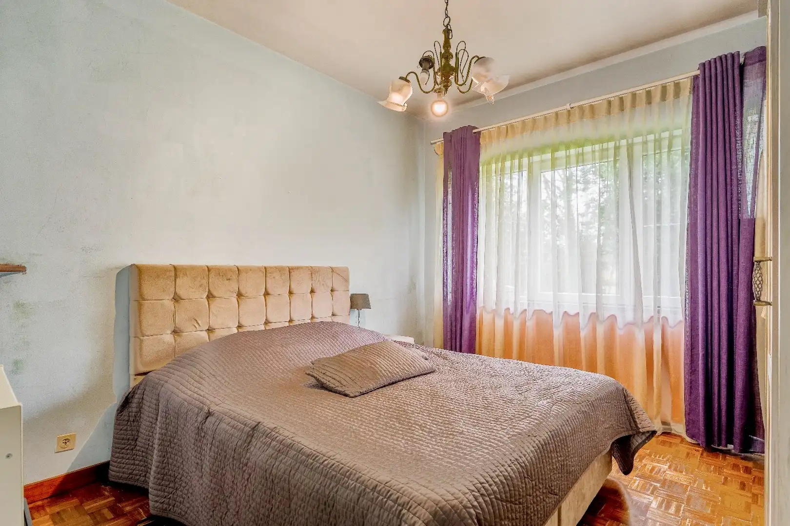 Op te knappen karakteristieke hoekwoning, 4 slpk, (EPC-label C) gelegen aan het Haspengouwse landschap. foto 33