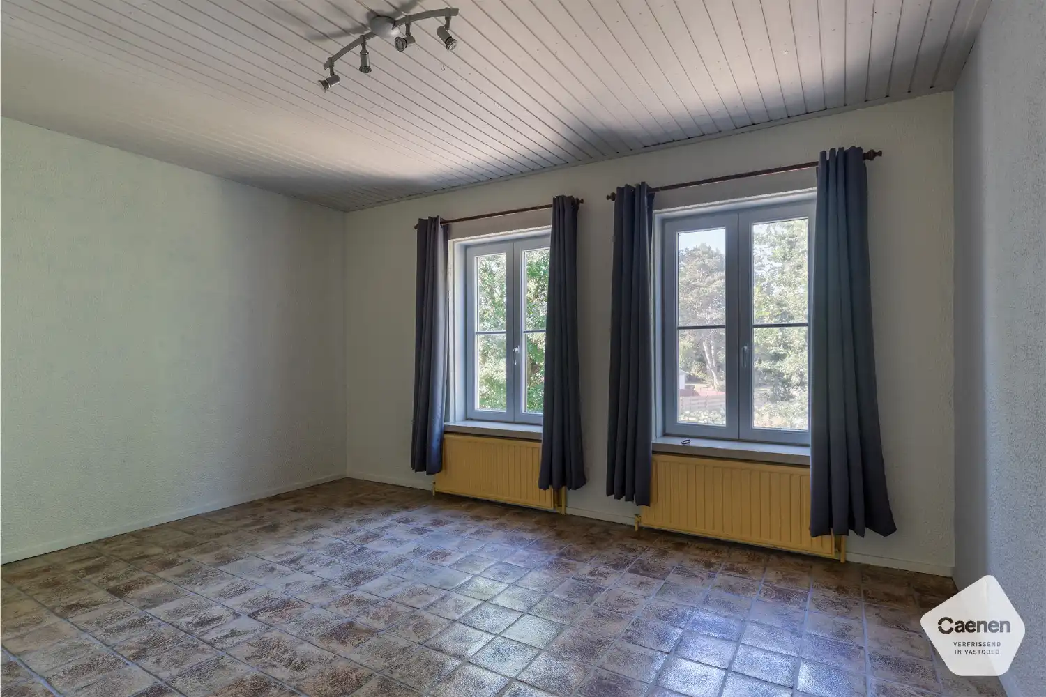 Te renoveren villa met 3 slaapkamers, 2 badkamers, sauna en ruime tuin foto 16
