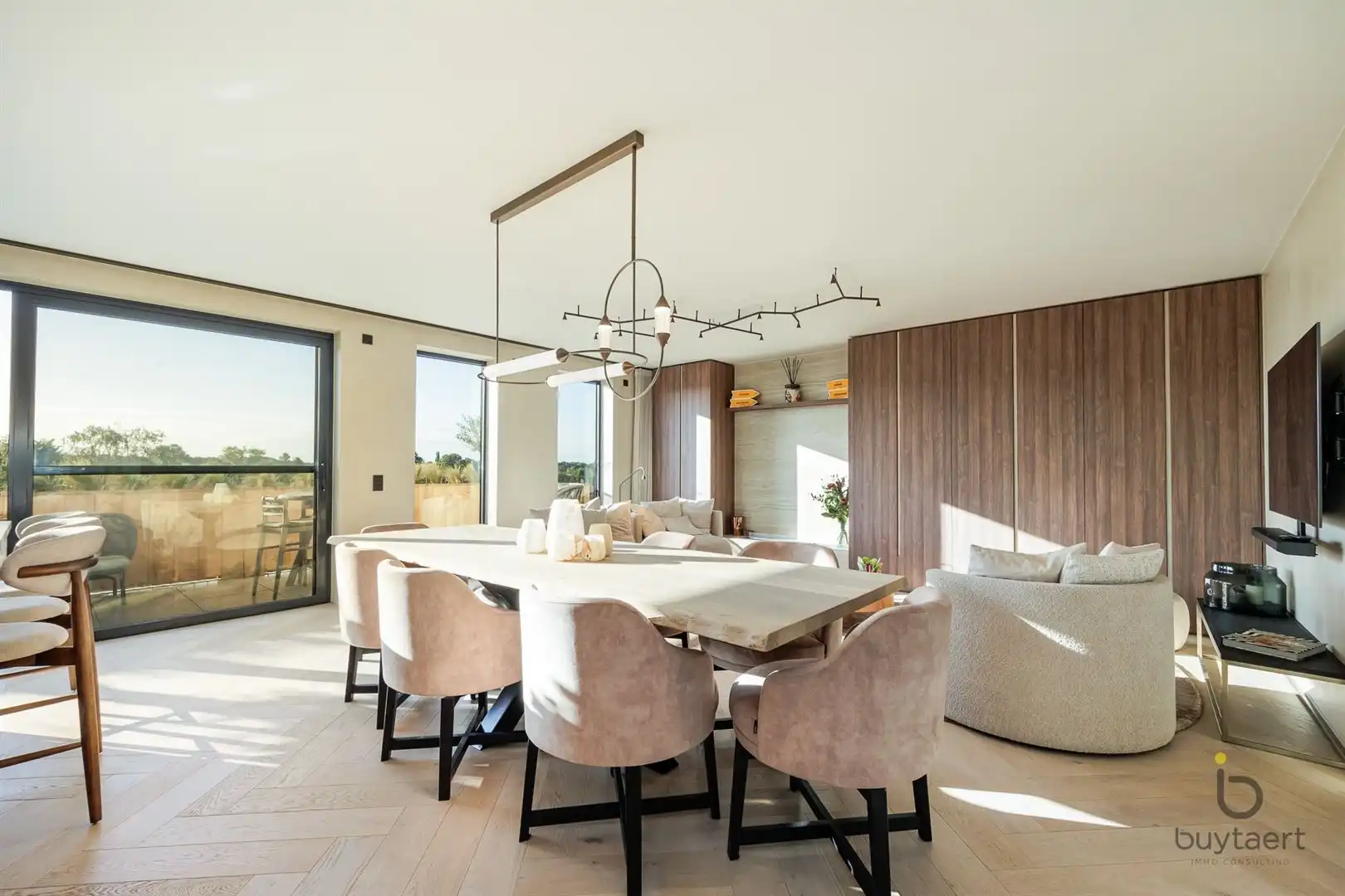LUXUEUZE PENTHOUSE MET 2 SLAAPKAMERS EN ZUIDTERRAS IN HARTJE SCHILDE! foto 5