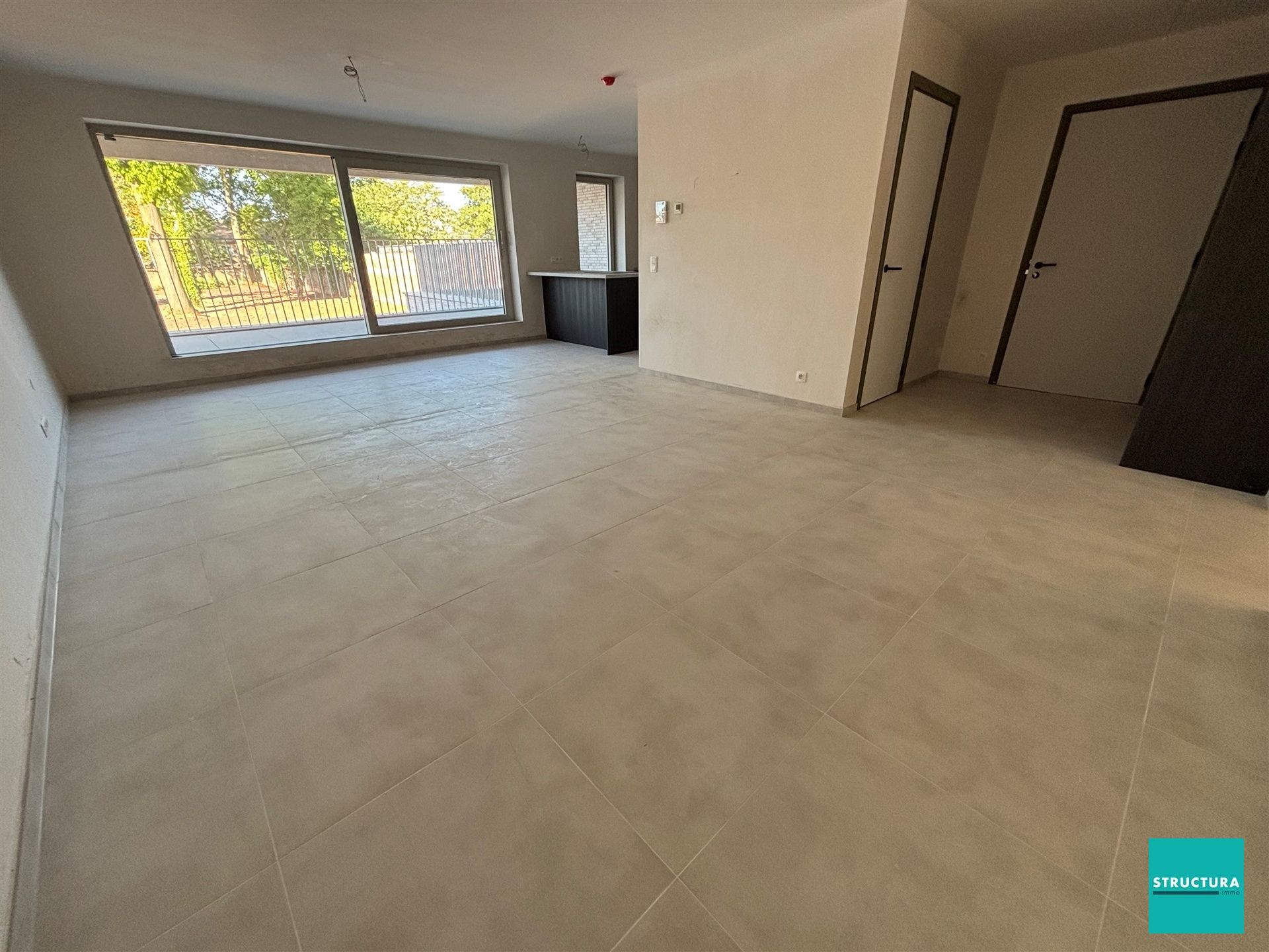 Nieuwbouw appartementen met 2 kamers en terras foto {{pictureIndex}}