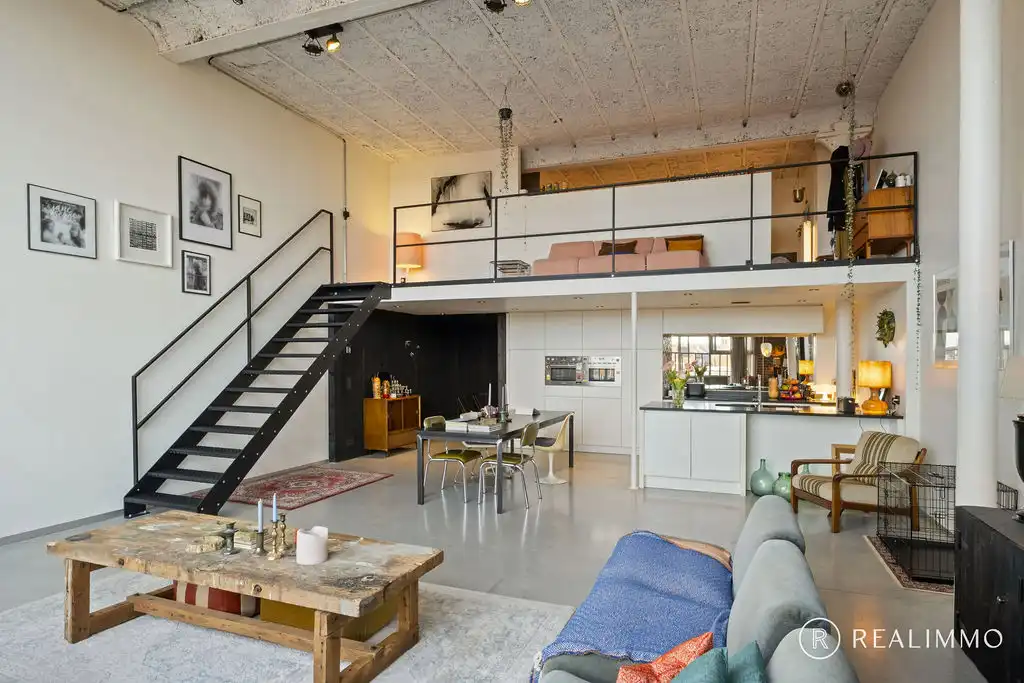 Exclusieve loft met privatieve staanplaats en kelderberging! foto 2