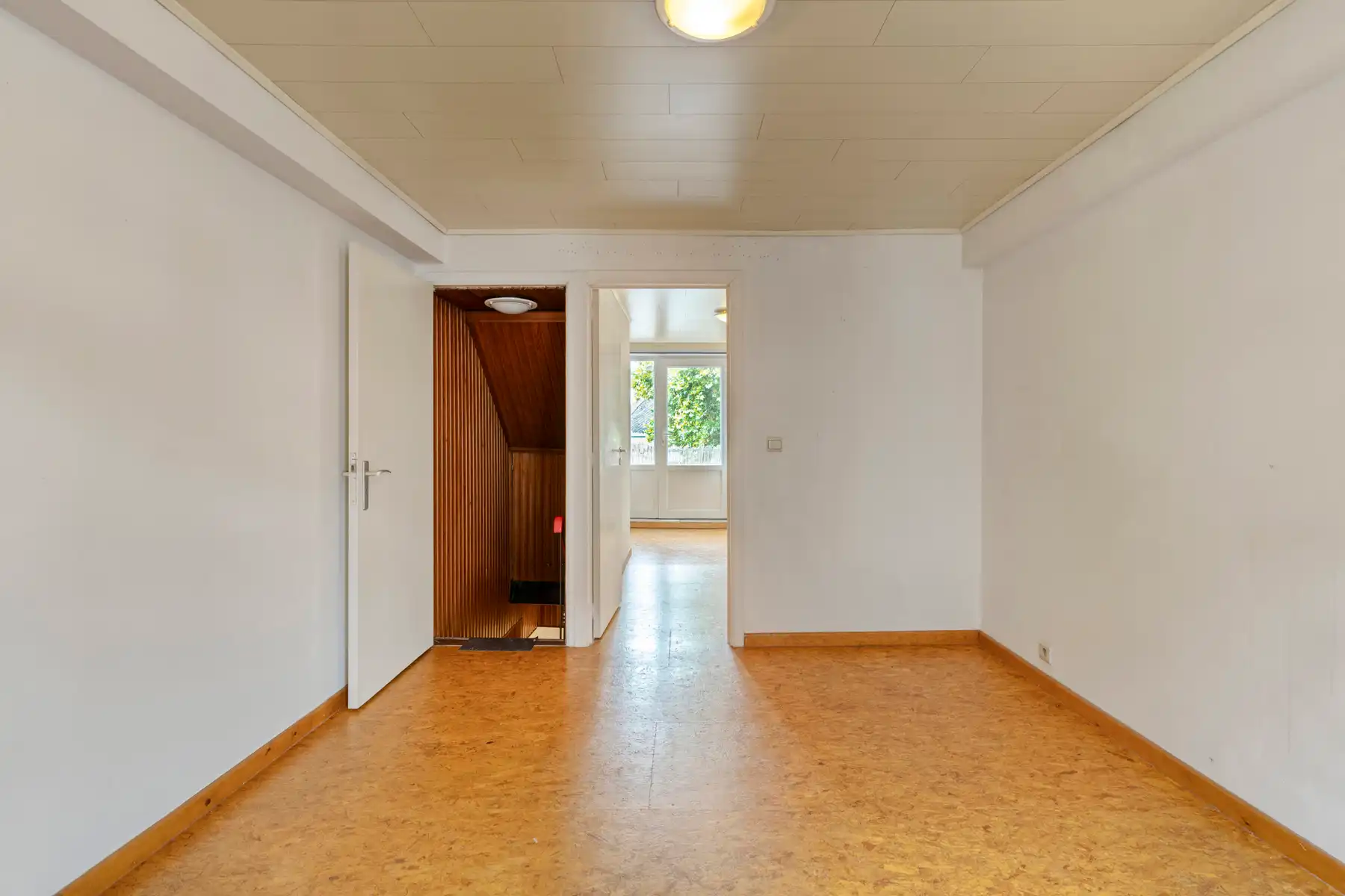 Op te frissen woning zonder renovatieverplichting foto 12
