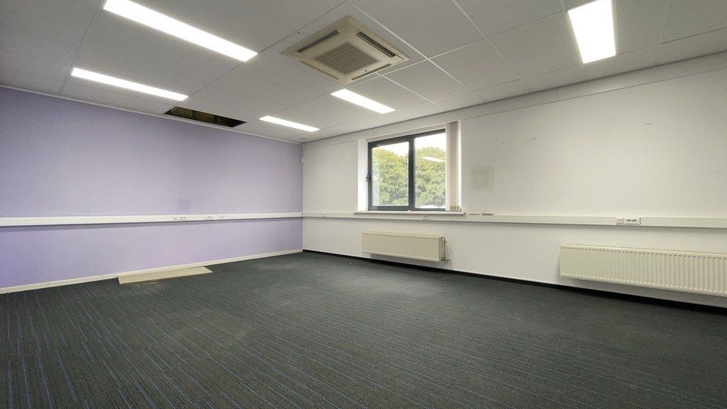 Budgetvriendelijke kantoorruimte te huur vlakbij luchthaven Antwerpen foto 3