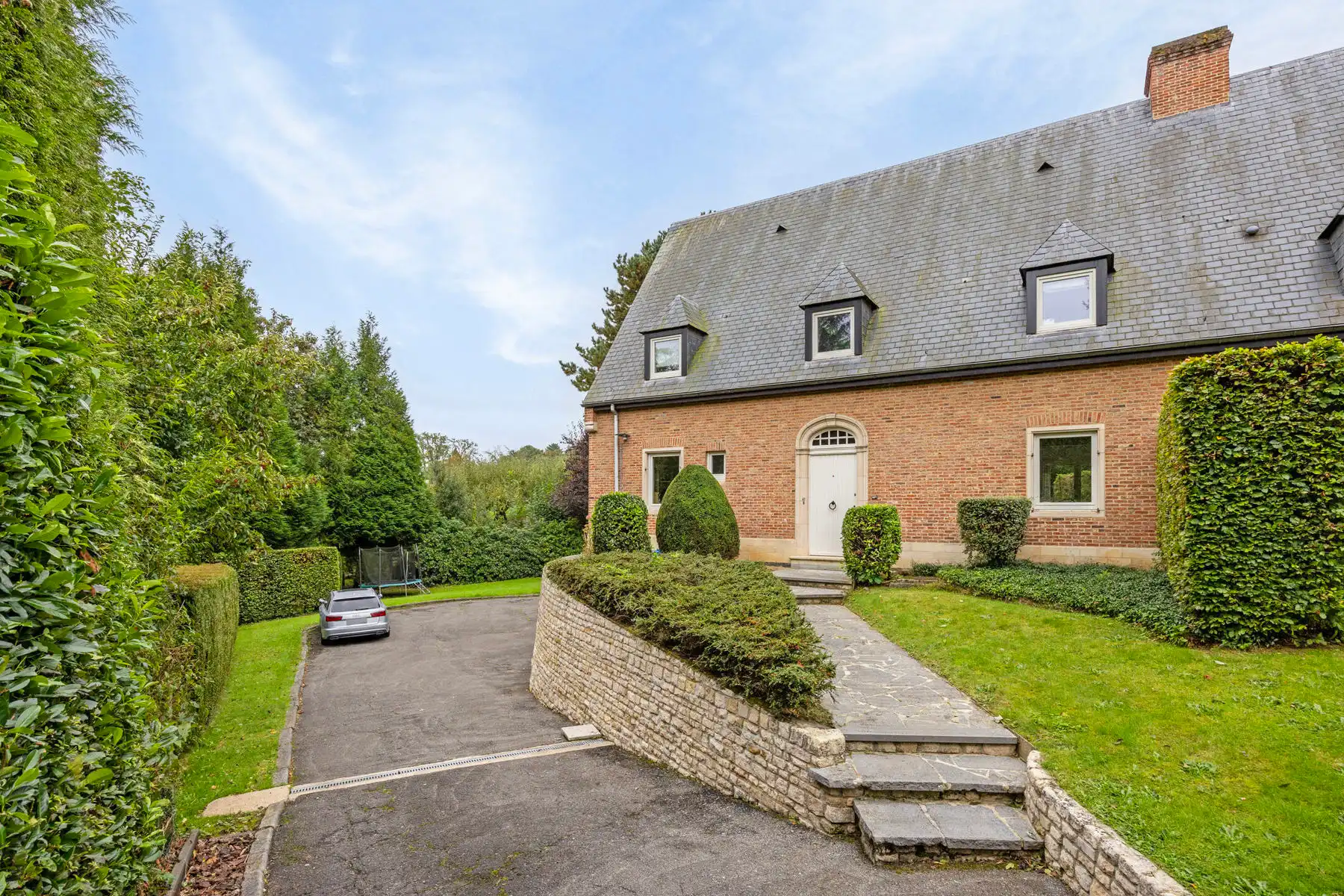 Villa te koop foto {{pictureIndex}}