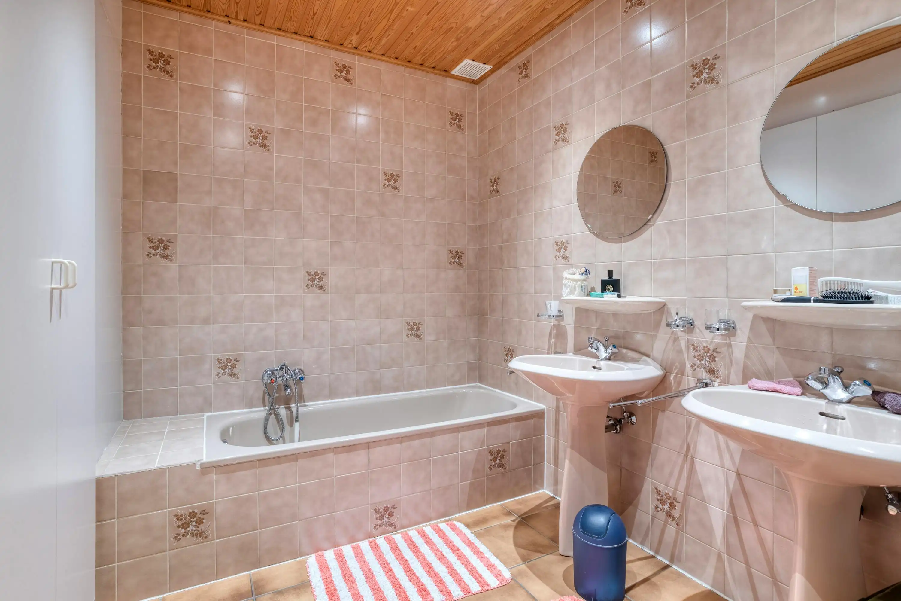 Vrijstaand huis met 4 slaapkamers te Assebroek  foto 8
