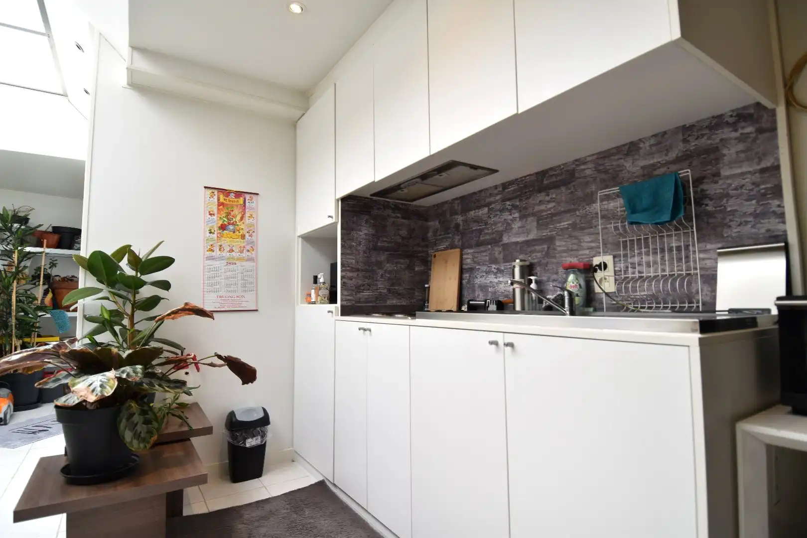 Charmante stadswoning met 2 slaapkamers op toplocatie te koop in Kortrijk! foto 3
