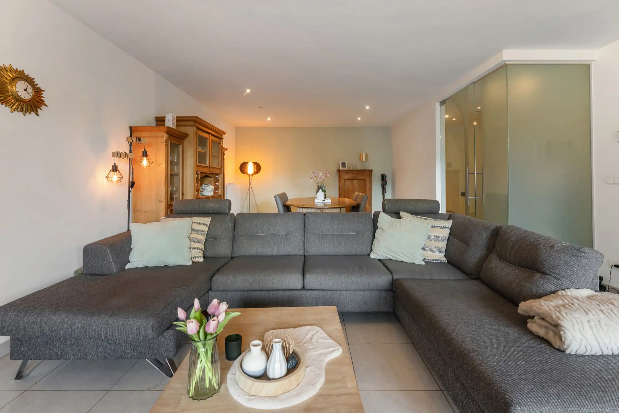 Gelijkvloersapp. met dubbele garage te Lanaken foto 5