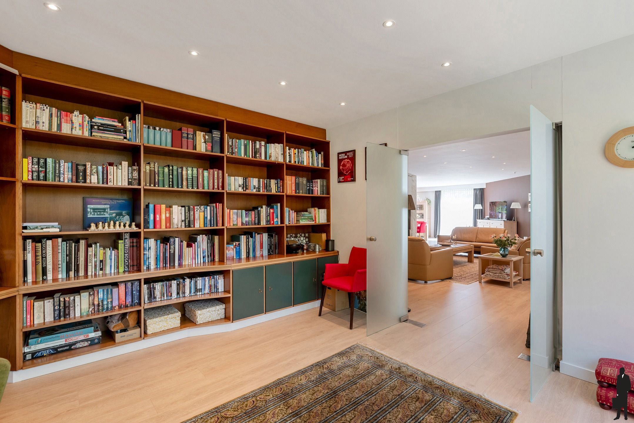Residentiële villa op hoekperceel van ca. 2.452m² foto 9