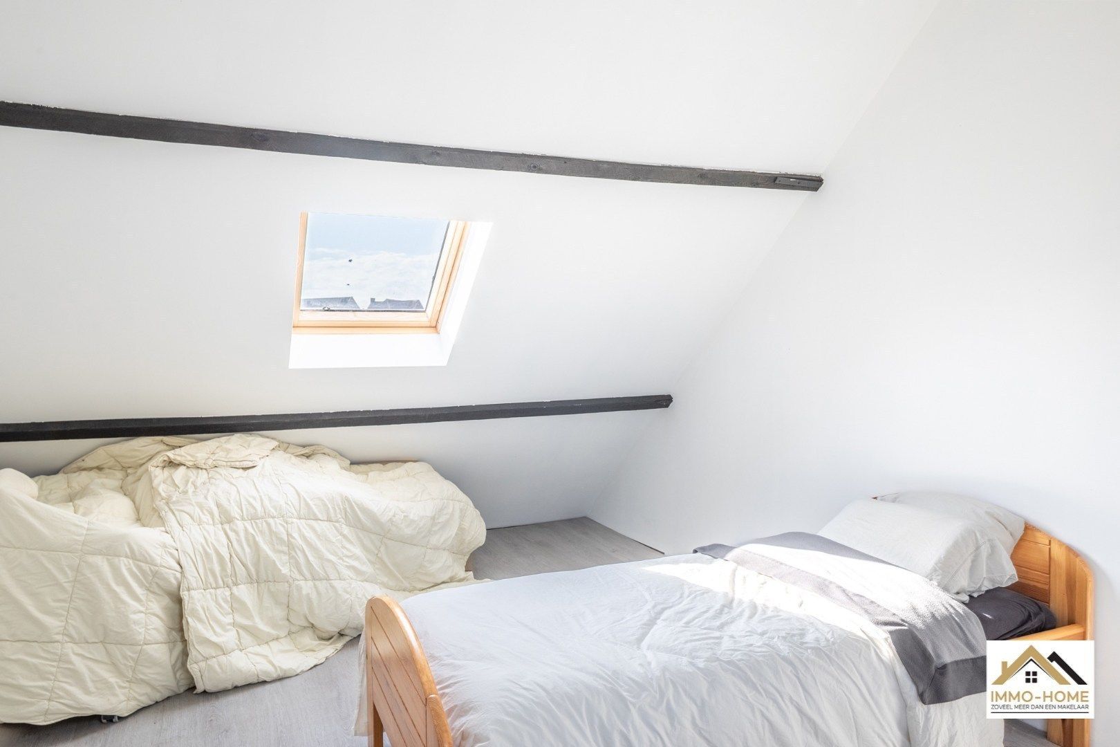 Gerenoveerde Gesloten bebouwing nabij centrum van Lokeren foto 22