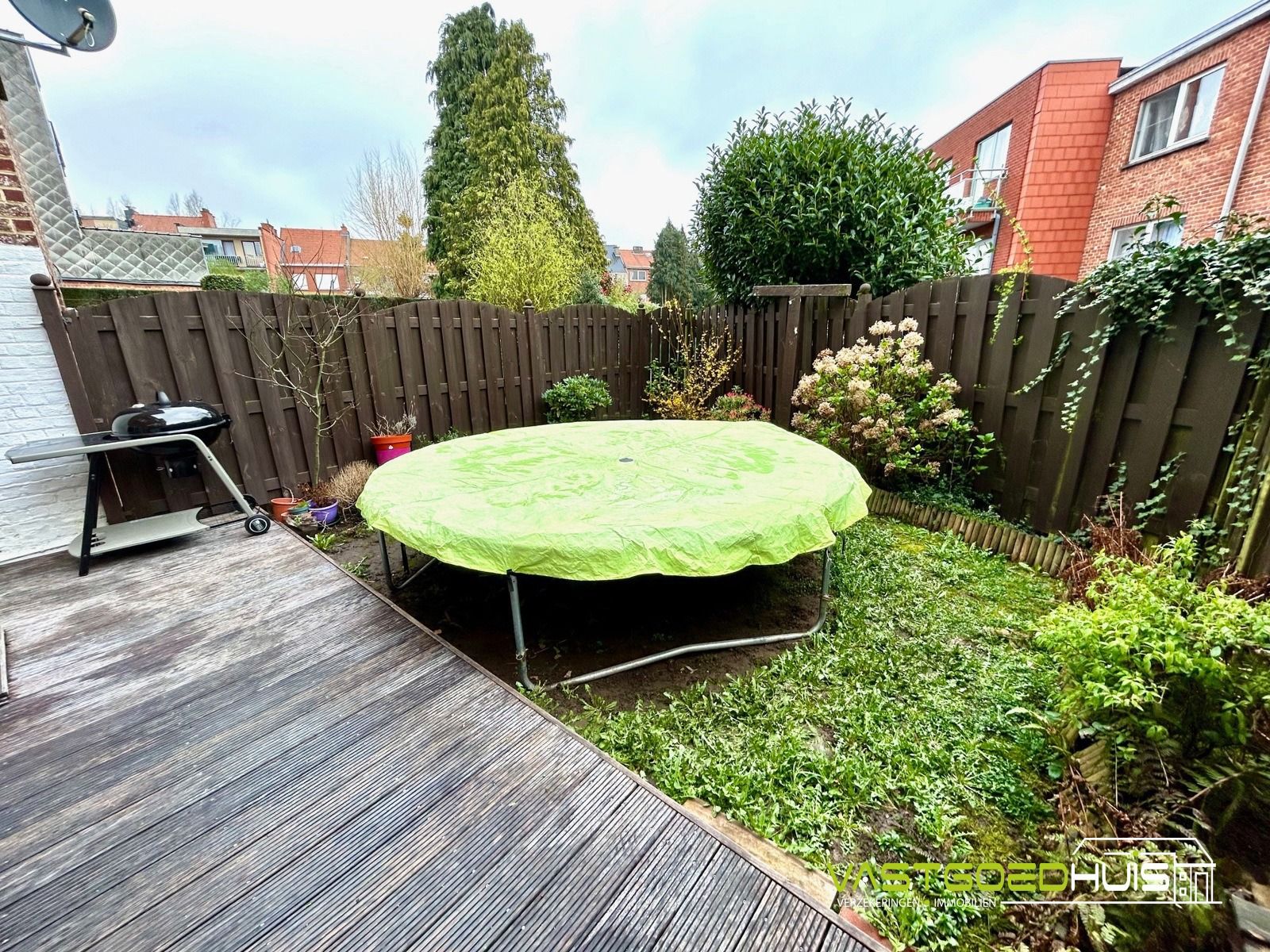 Bel-etagewoning met tuin foto 23