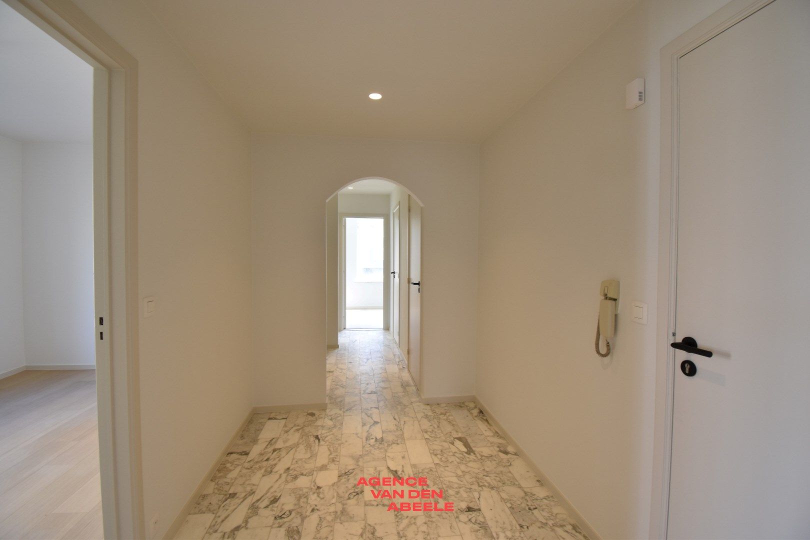 Fantastisch gerenoveerd appartement met 3 slaapkamers  foto 10