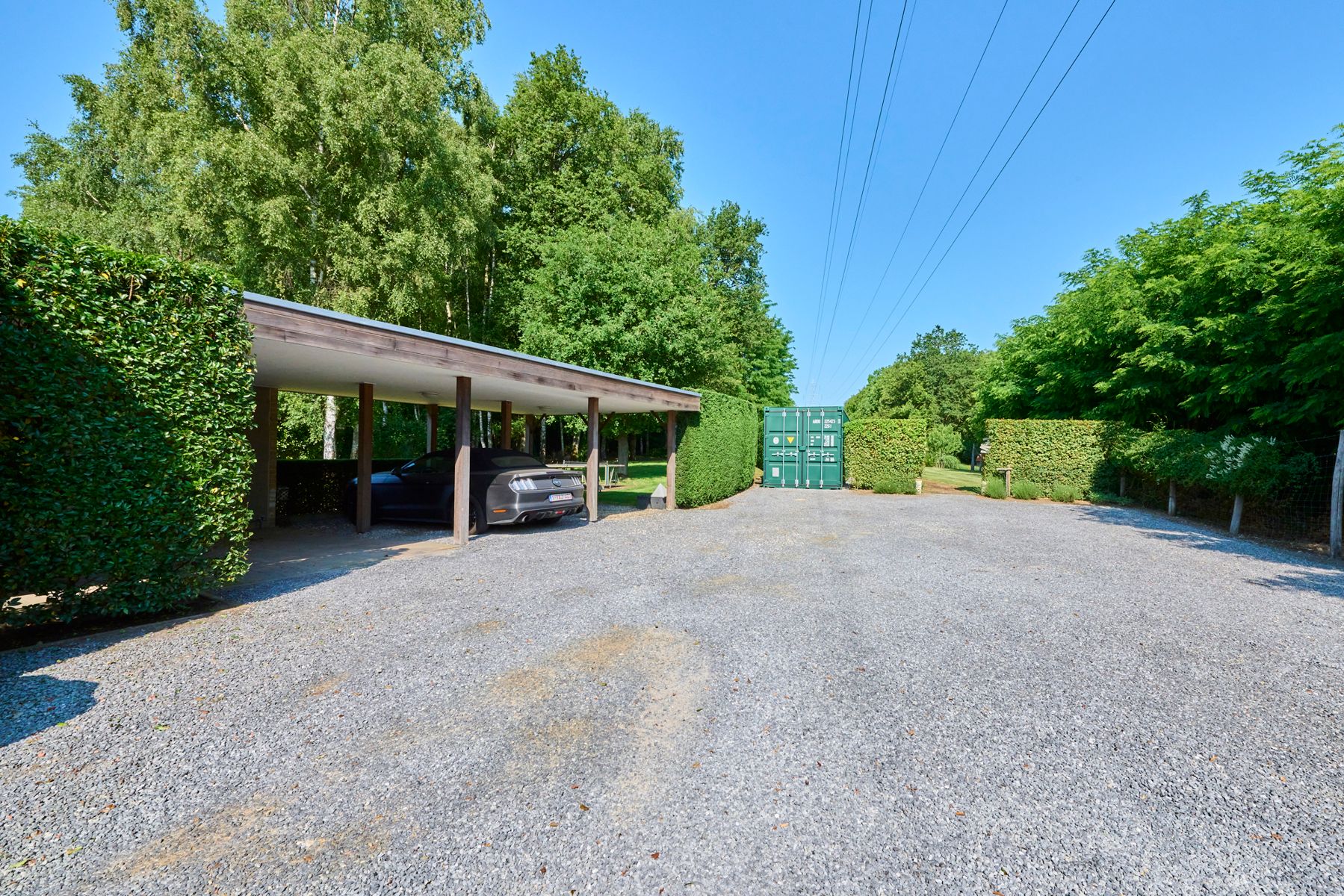 Exclusieve woning met handelzaak,appartement, zwembad en lift. foto 72