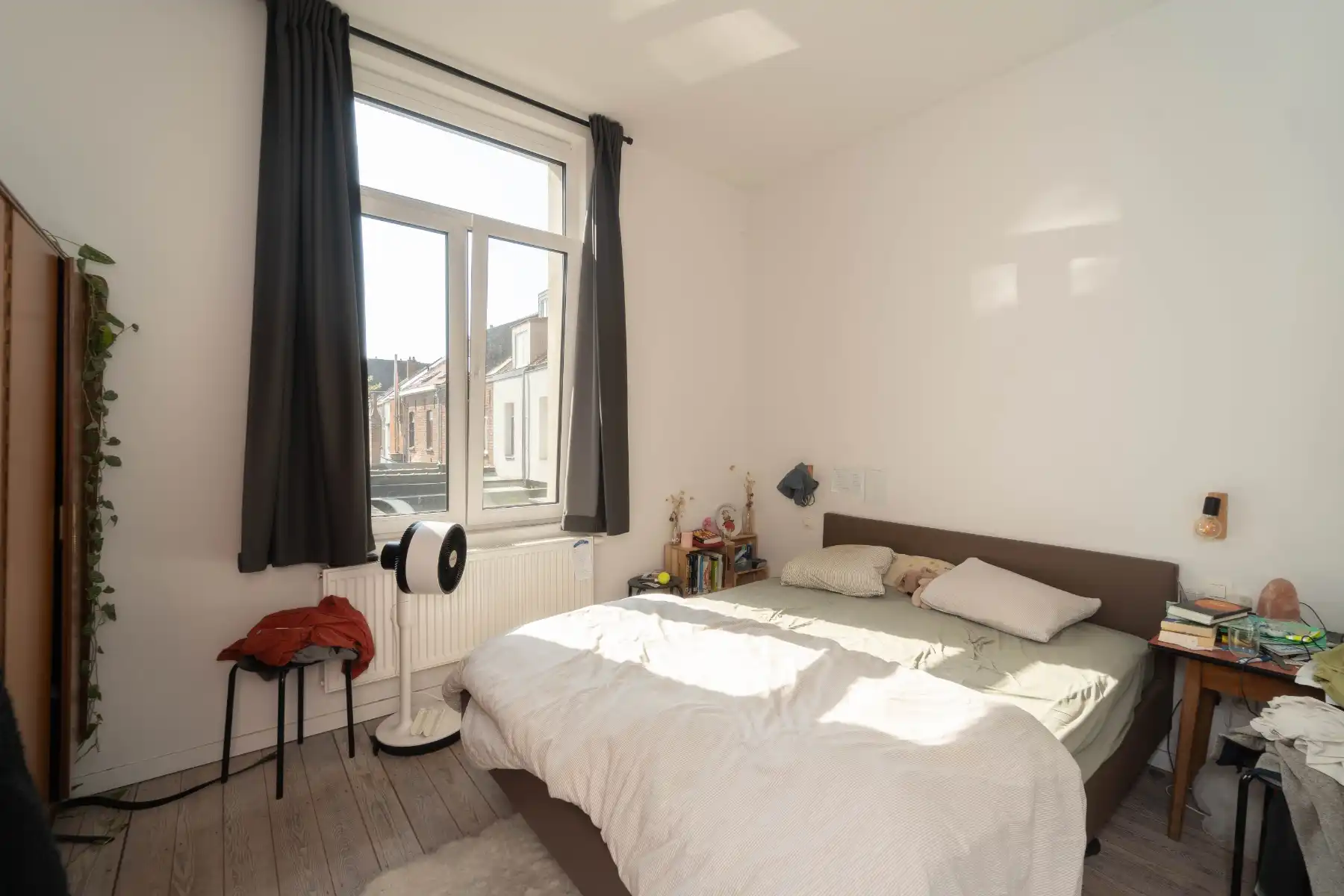 Woning met 3 slpk's en koer foto 12