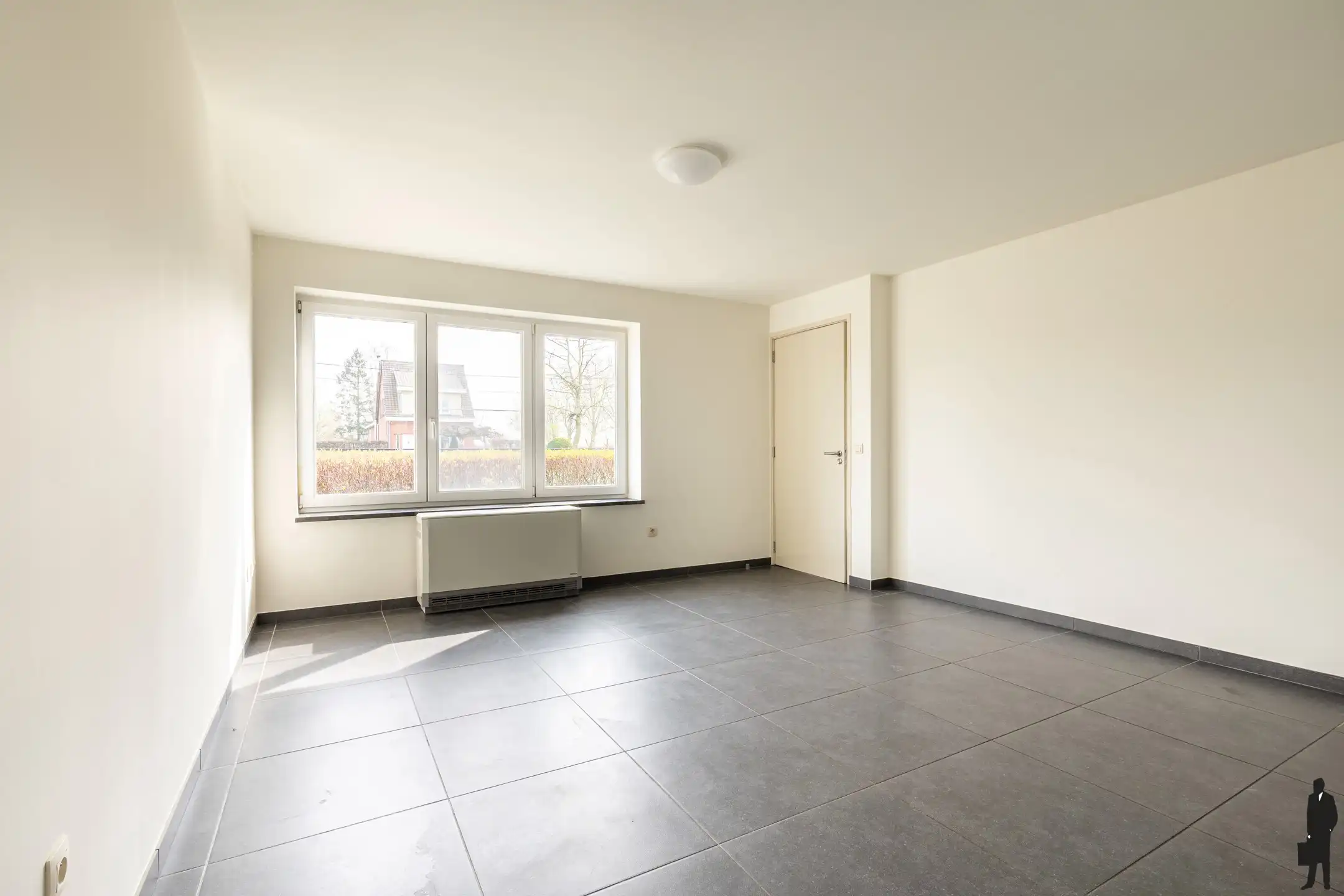 Instapklaar 2-slaapkamer appartement foto 6