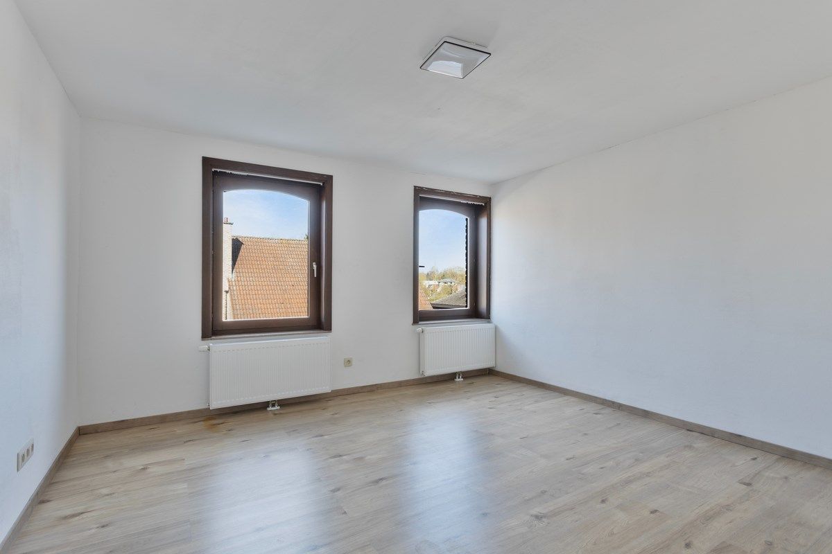 Gezellige 2-gevelwoning te koop in Lennik foto 8