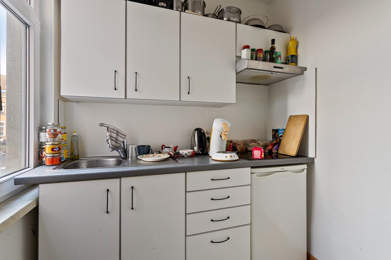Appartementsgebouw met 1 commerciële ruimte, 4 één slaapkamer appartementen en 3 studio's op wandelafstand van Sint-Pietersstation foto 19