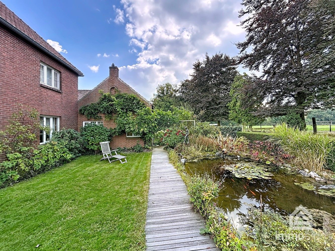 Landelijk wonen in Oudsbergen, omringd door weiland met paardenstallen! foto 22