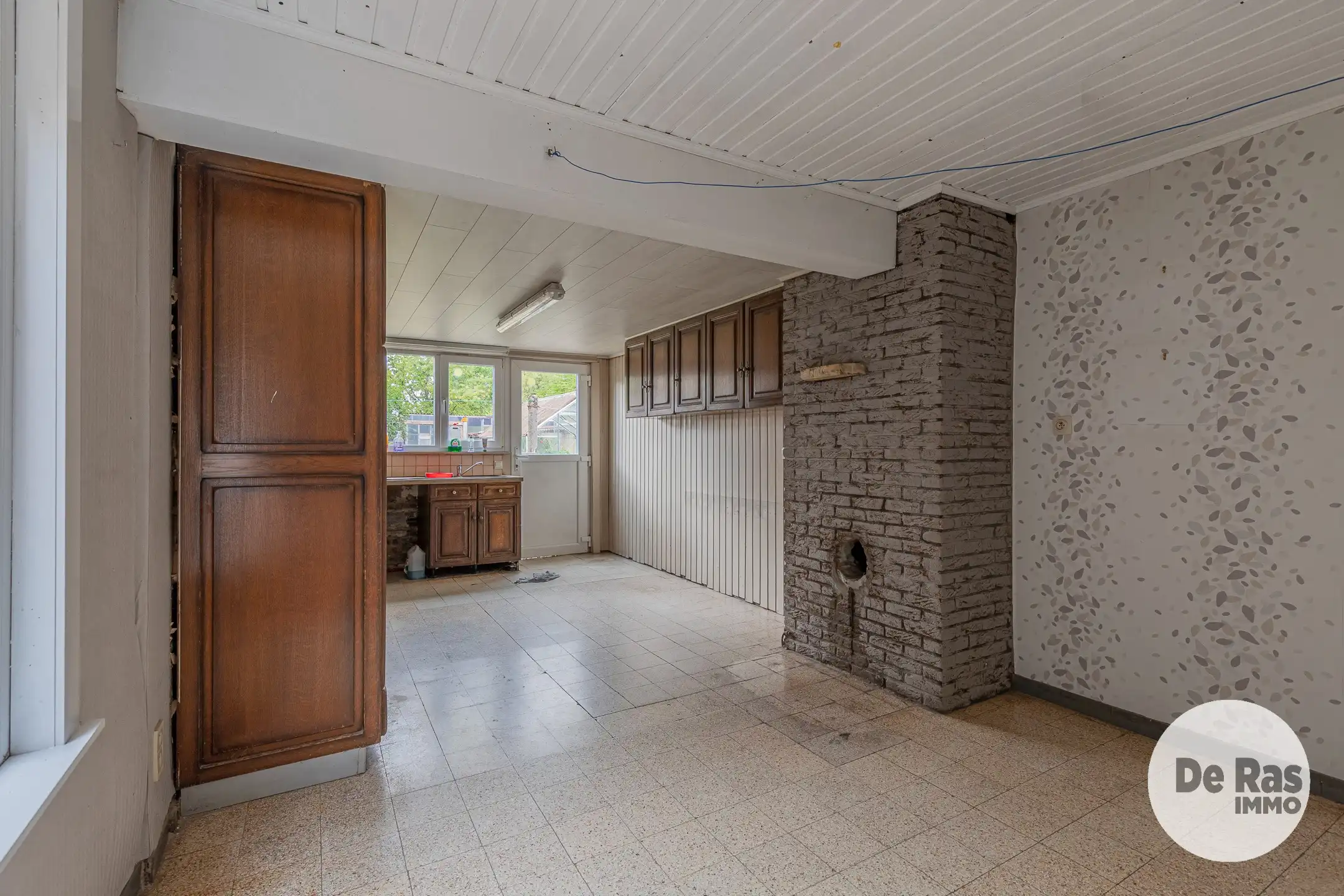OOSTERZELE - Te renoveren woning met tal van mogelijkheden foto 20