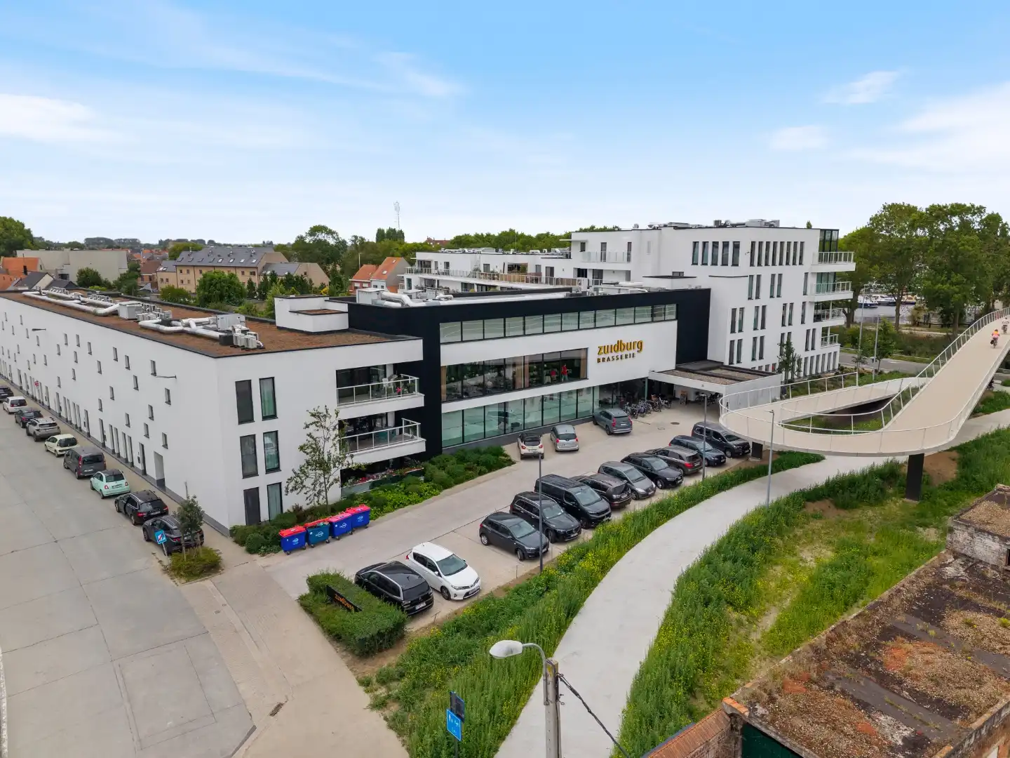 Brasserie in luxe flatcomplex foto 2