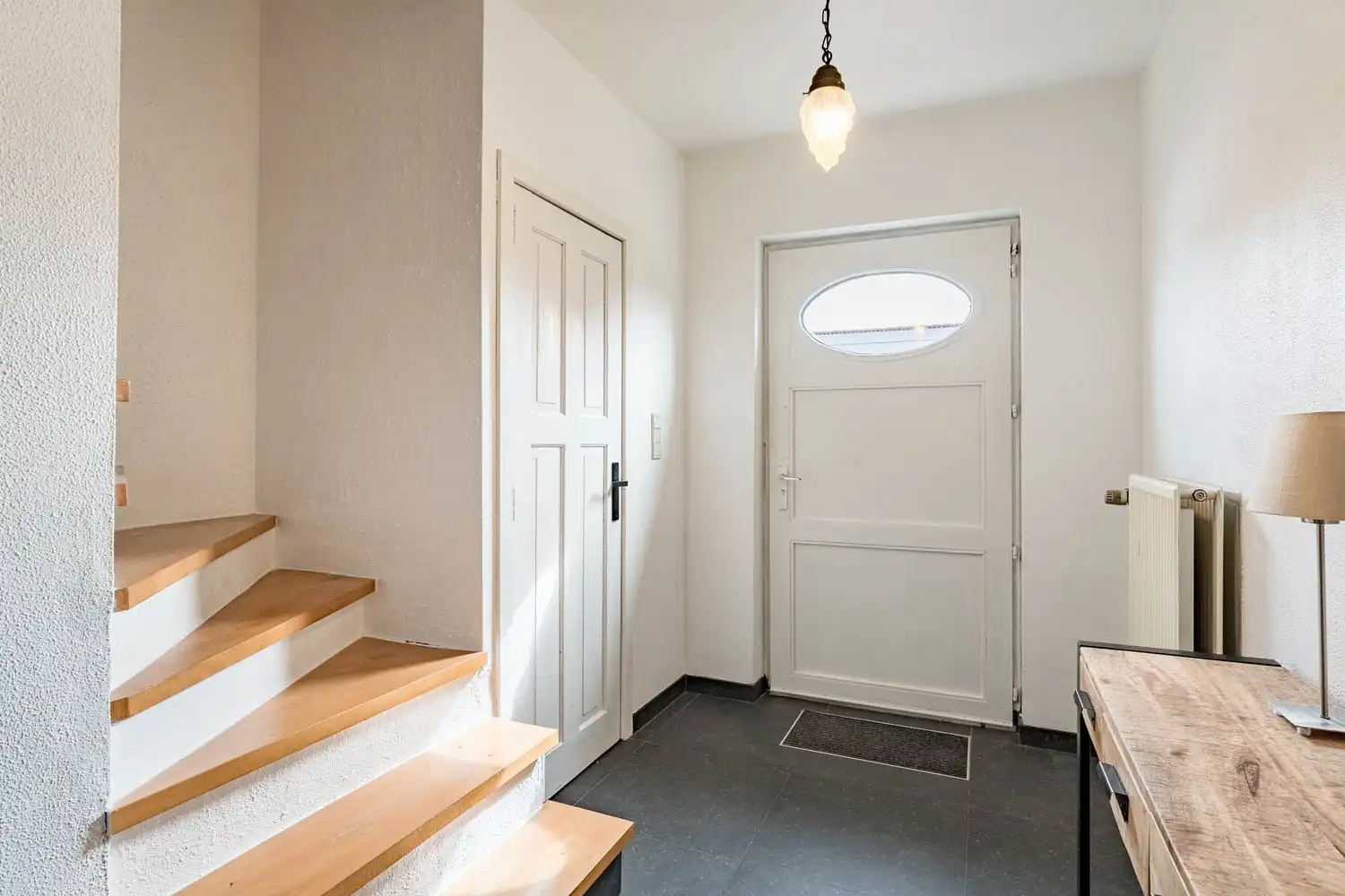 Gerenoveerde woning met 3 slaapkamers, een garage en een west georiënteerde tuin in een autoluwe woonwijk te Bierbeek! foto 16