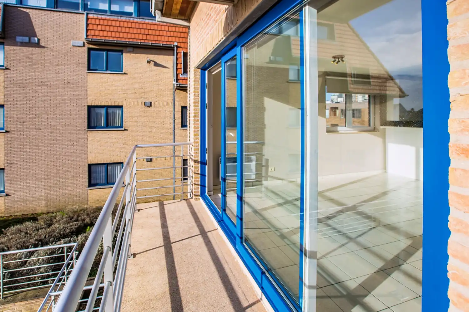 Lichtrijk 2-slaapkamerappartement met zongericht terras in Middelkerke foto 7