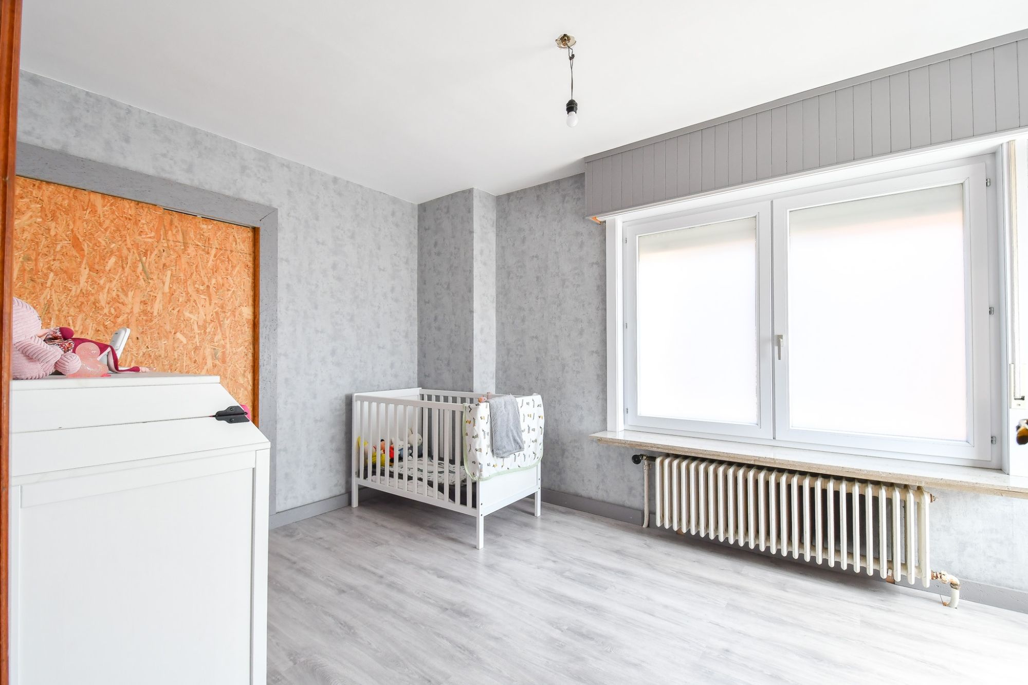 | BEZOEKMOMENT 14/06 van 12u - 14u | STATIGE en ruime woning in het centrum van Oedelem op 1076m² foto 16