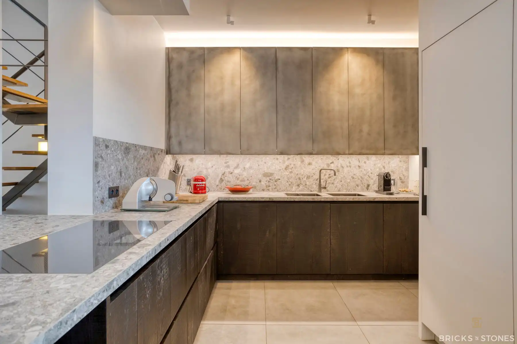 Unieke loft met terras in Antwerpen foto 6