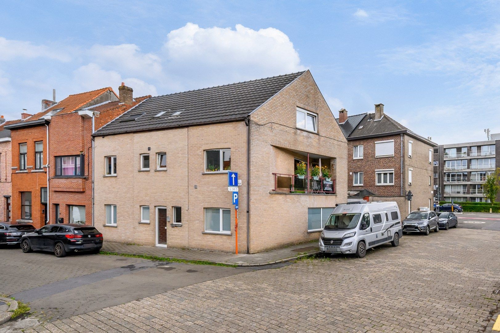 ()=>{if(producerUpdateValueVersion(node),producerAccessed(node),node.value===ERRORED)throw node.error;return node.value} Schaverdijnstraat 69 - - 9000 Gent