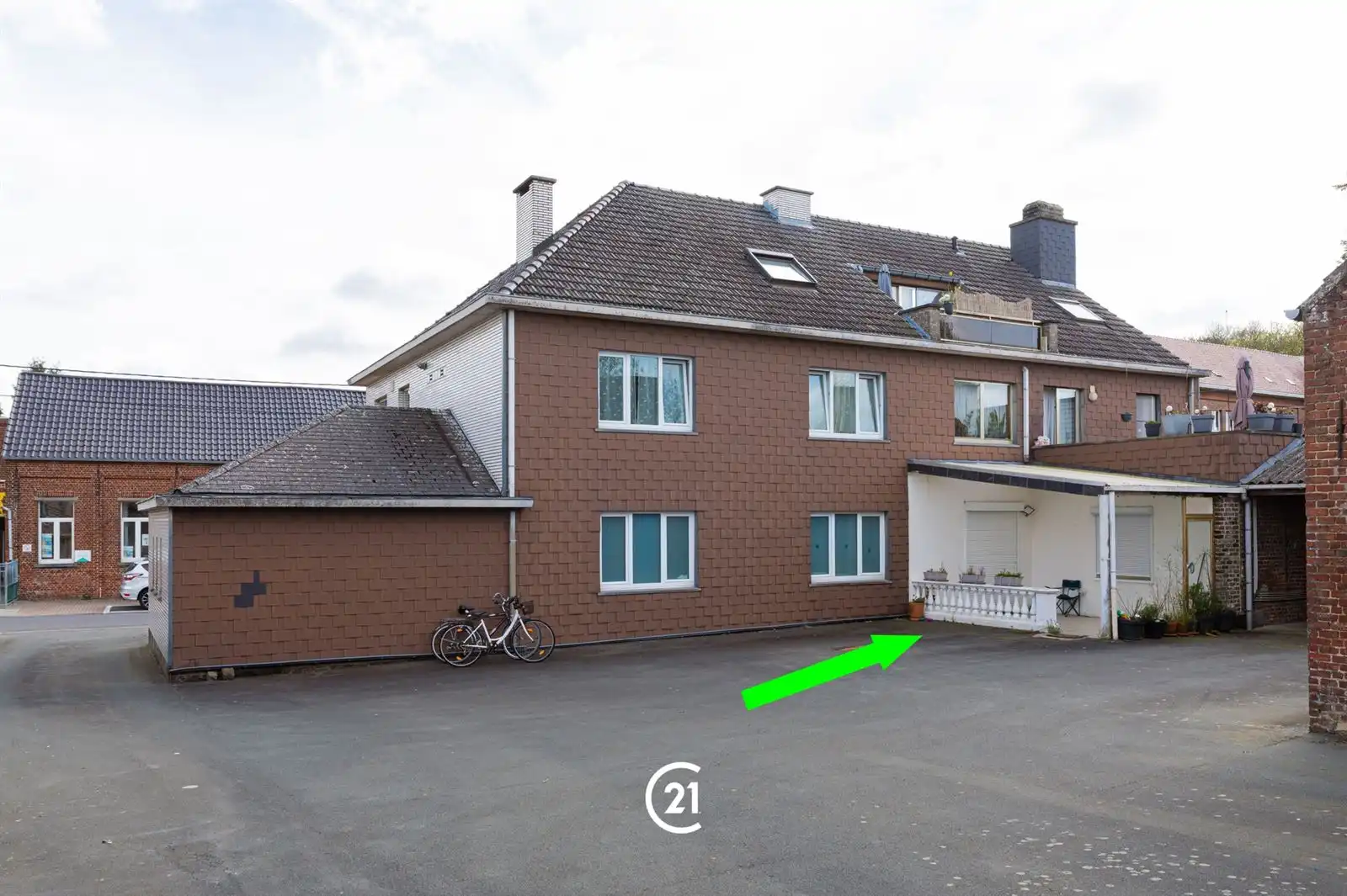 Ruim gelijkvloers appartement met groot terras! foto 10