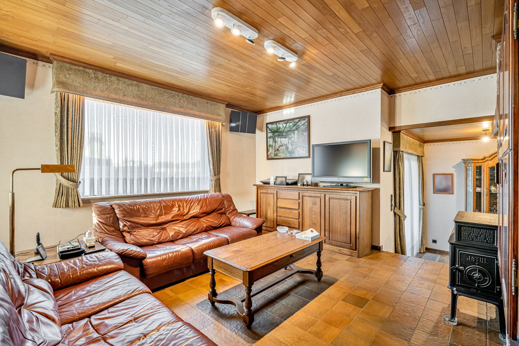 VILLA MET 4 SLPK EN CENTRALE LANDELIJKE LIGGING  foto 8