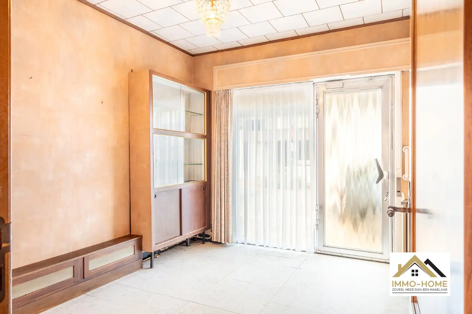 Te renoveren woning met garage centrum Beervelde!  foto 28