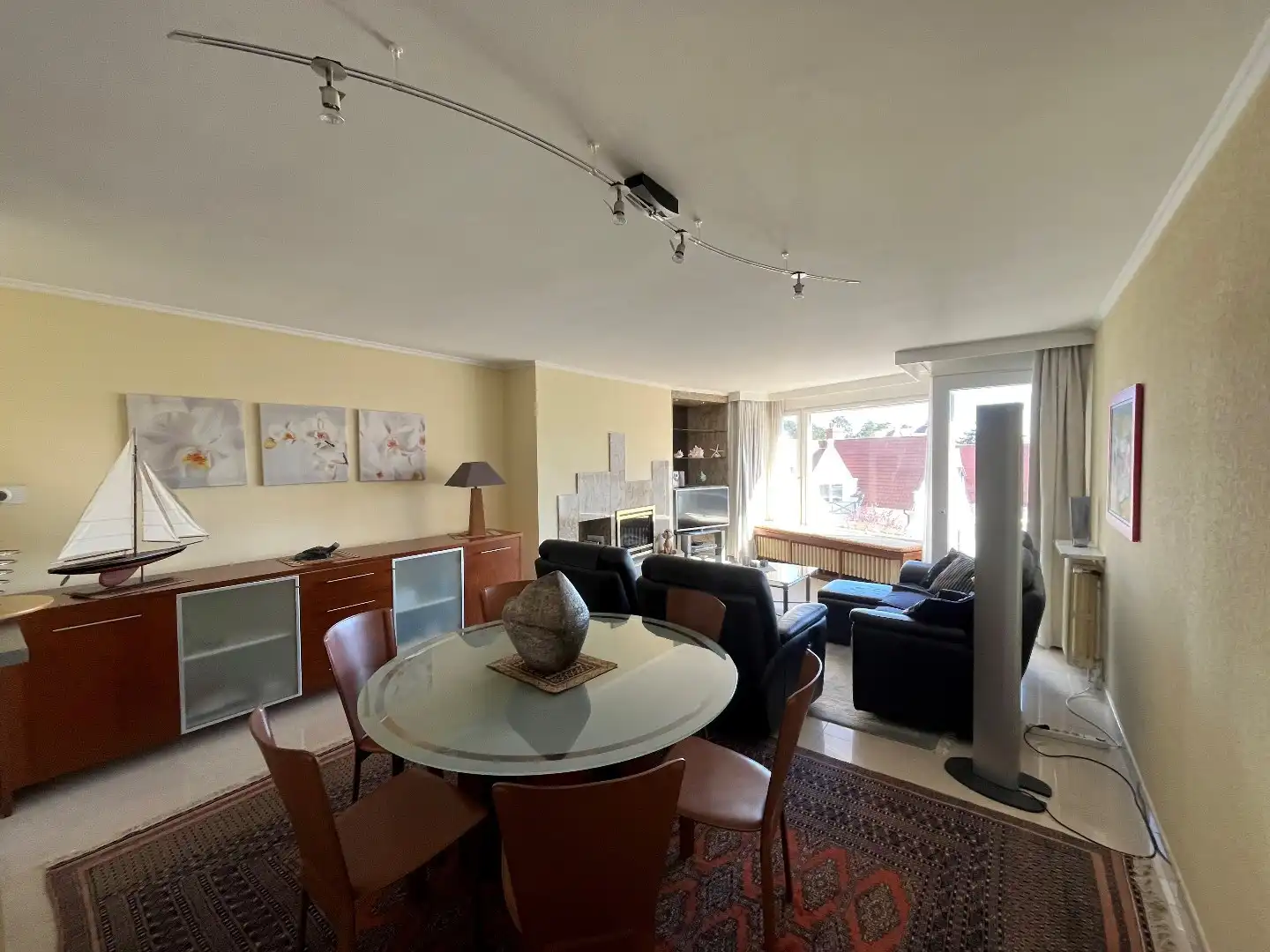Gemeubeld appartement op topligging in Knokke foto 4