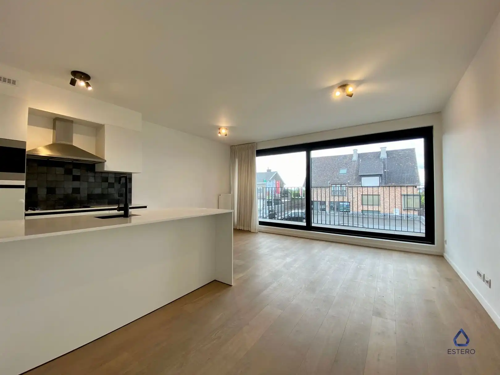 2 slaapkamer appartement op gunstige locatie foto 3