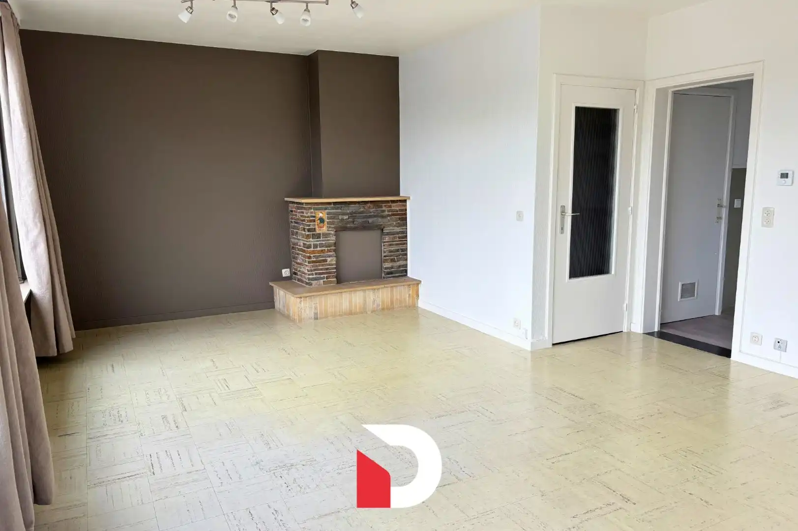 Lichtrijk gerenoveerd appartement, 3 slaapkamers en garagebox foto 2