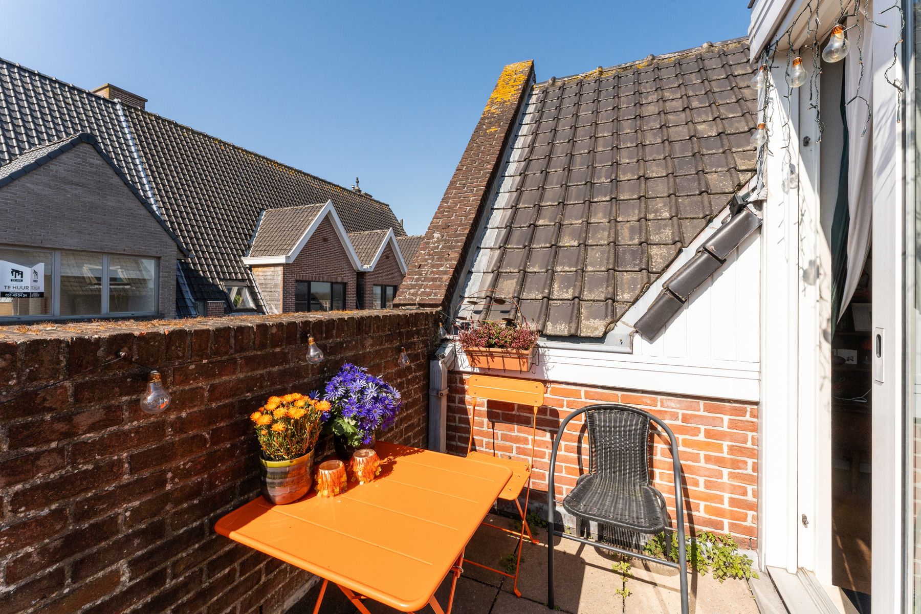 Appartement  met terras en balkon op de vierde verdieping van een kleinschalig appartementsgebouw foto 16