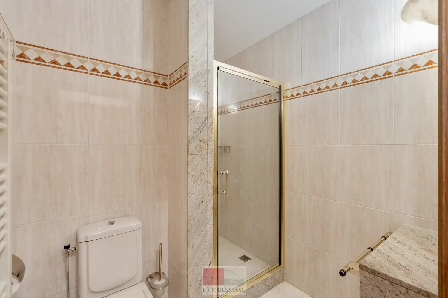 Charmant appartement met 2 slaapkamers van circa 140 m² in het centrum van Lanaken. foto 30