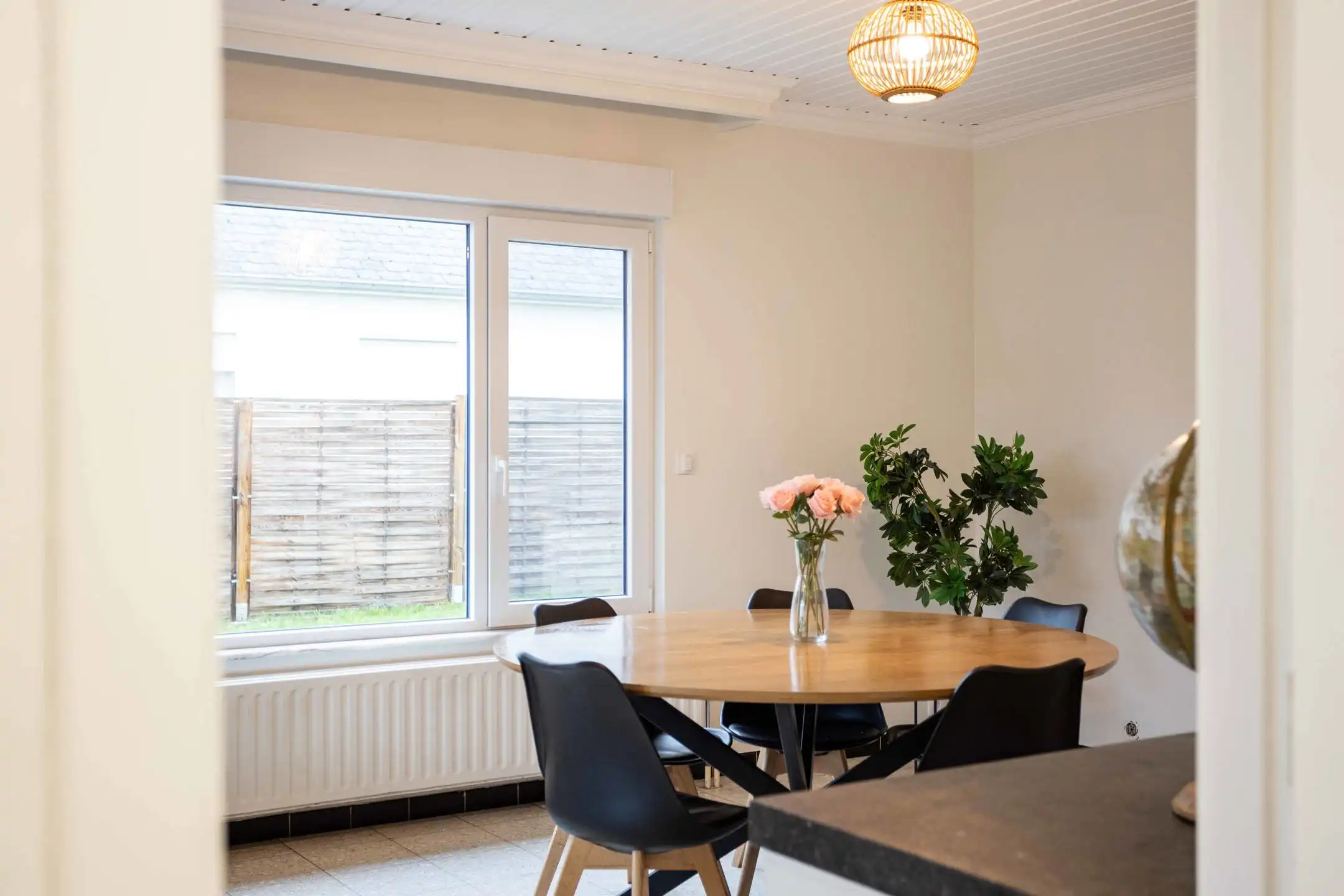 Alleenstaande villa met garage residentiële wijk te Ronse foto 7