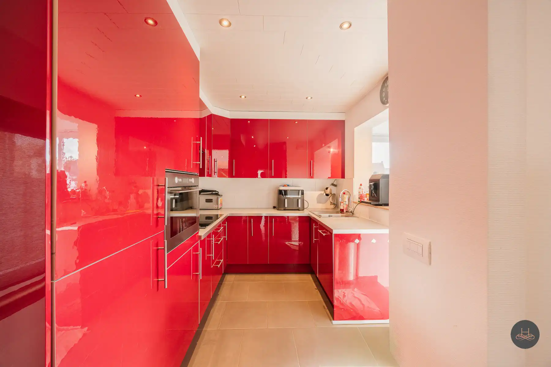 Landelijke gezinswoning met 4 slaapkamers en zeer ruime tuin foto 11