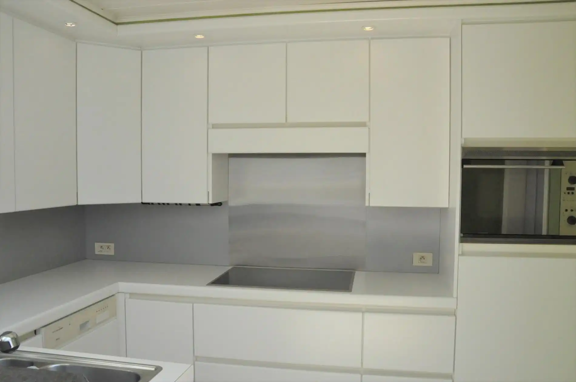 Woning met 2 slaapkamers en garage foto 6