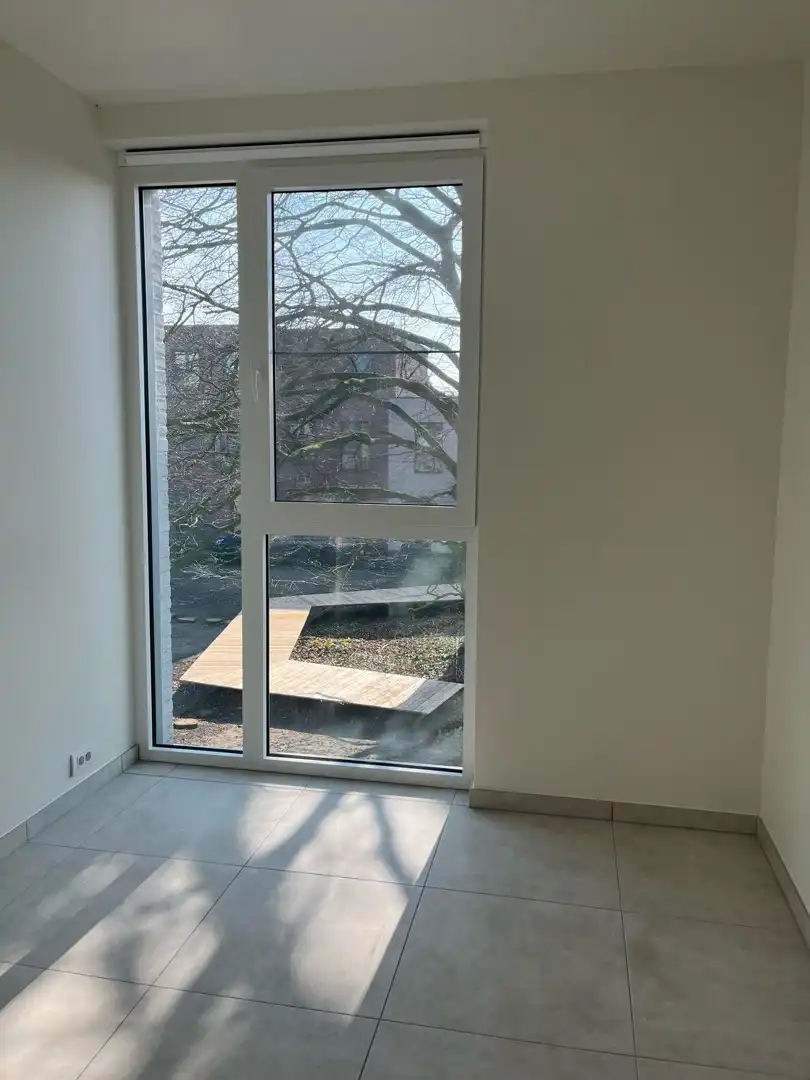 Prachtig nieuwbouwappartement met 2 slaapkamers. foto 9