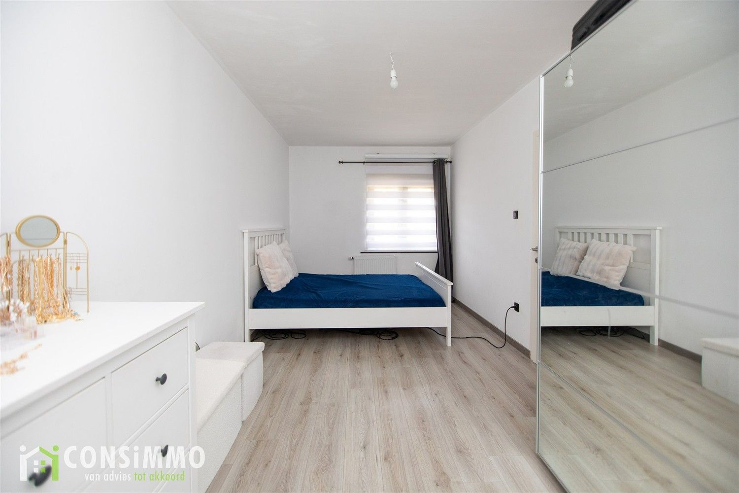 Vrijstaande, gerenoveerde woning op ruim perceel in het groene Genk-Sledderlo foto 14