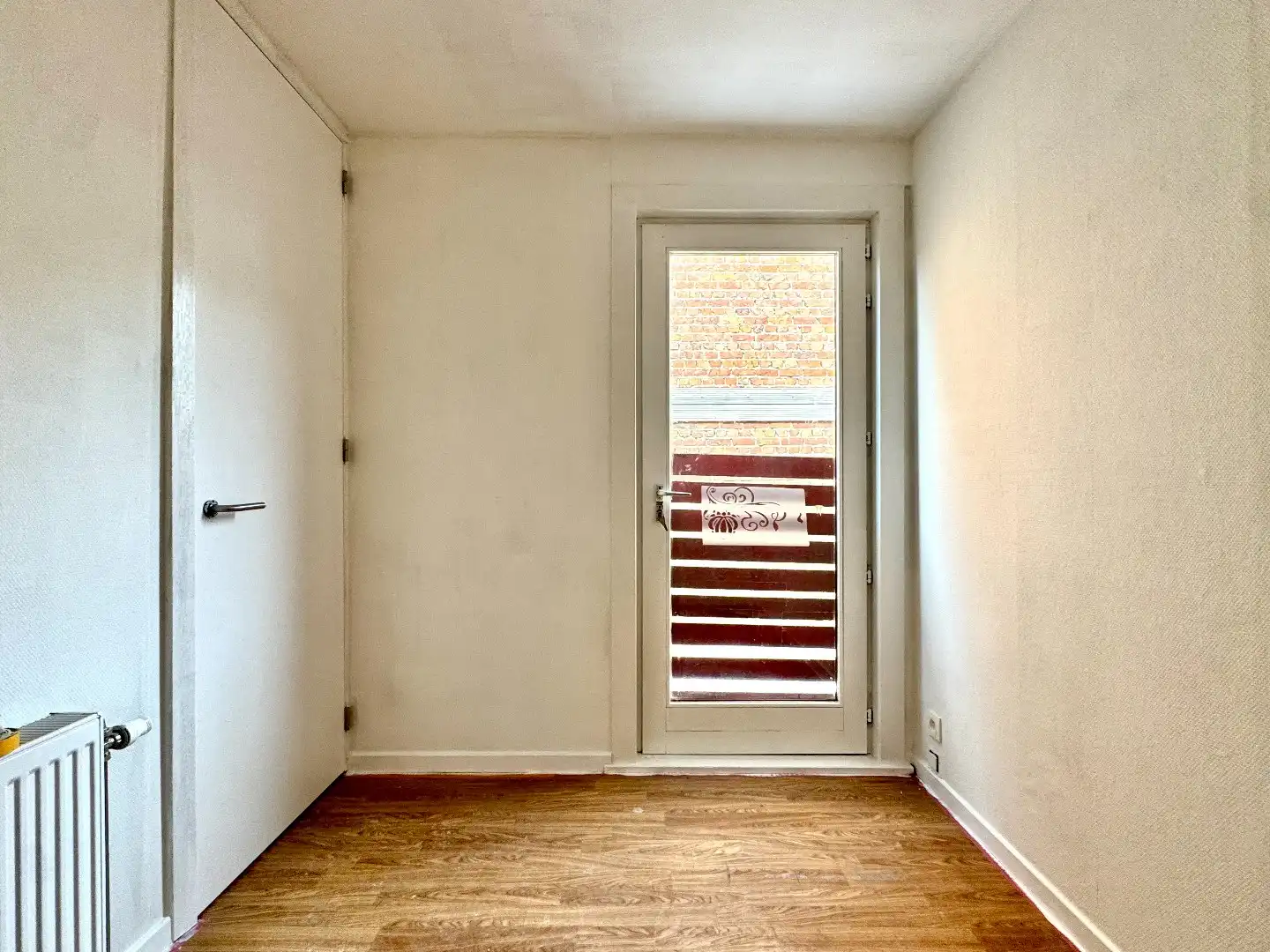 Lichtrijke hoekwoning met 2 slaapkamers in het centrum van Izegem!  foto 9