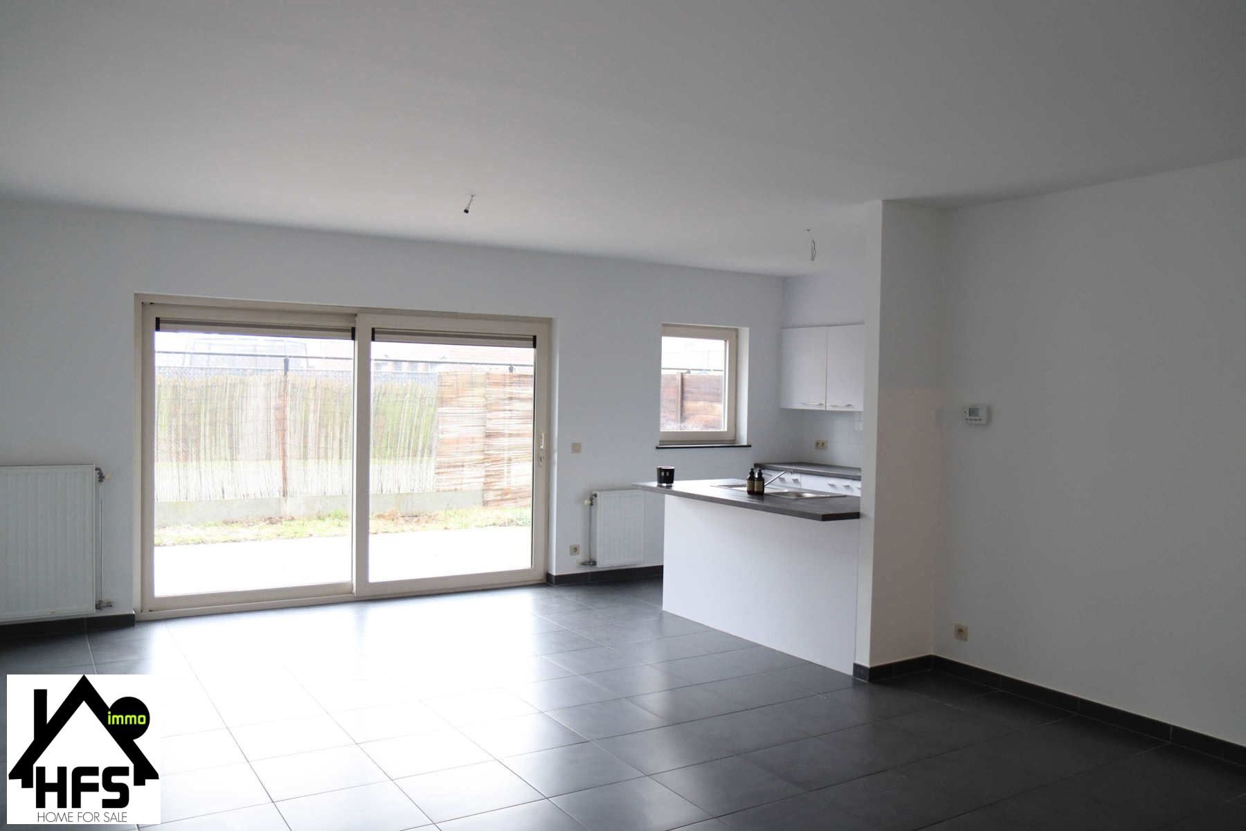 Rustig gelegen gelijkvloers appartement met zonnig ruim terras met staanplaats foto 3