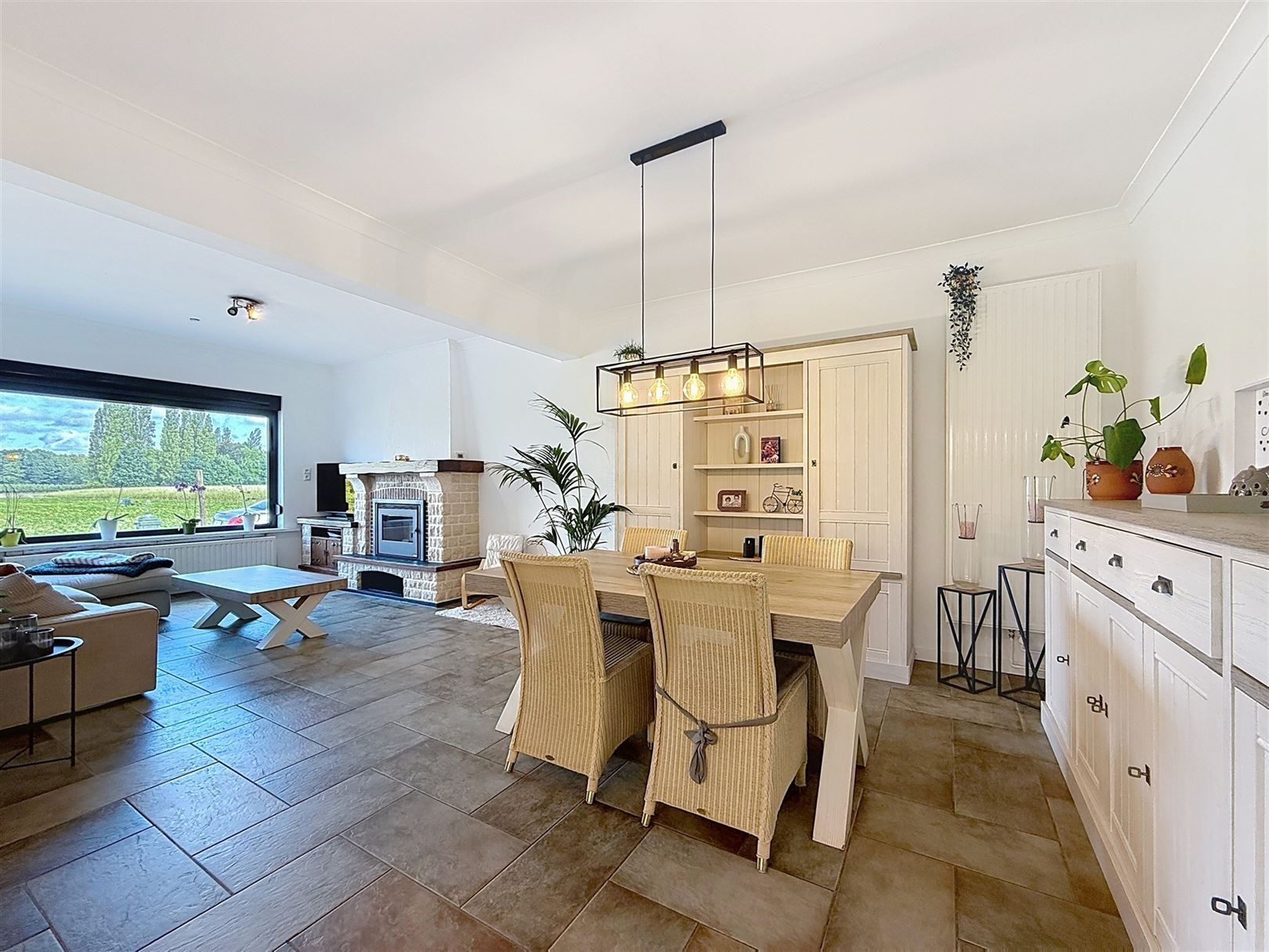 Ruime instapklare HOB, 4 slpks, garages, tuin, 16a 73ca foto 10