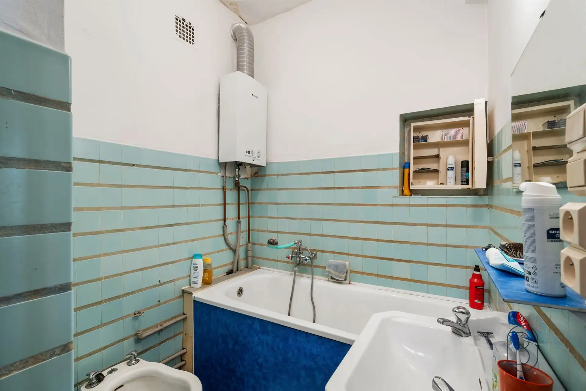 TOPgelegen opbrengsteigendom: 2 appartementen en garage. foto 14
