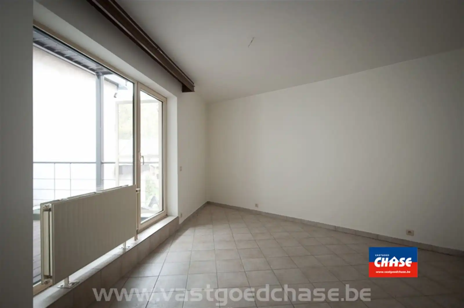Appartement met 1 slaapkamer, terras en garage foto 18
