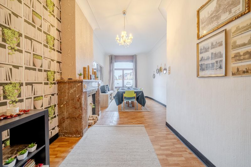 Centraal gelegen , vergunde vakantiewoning "Alice House" in Centrum Ieper met zicht op de kathedraal! foto 11