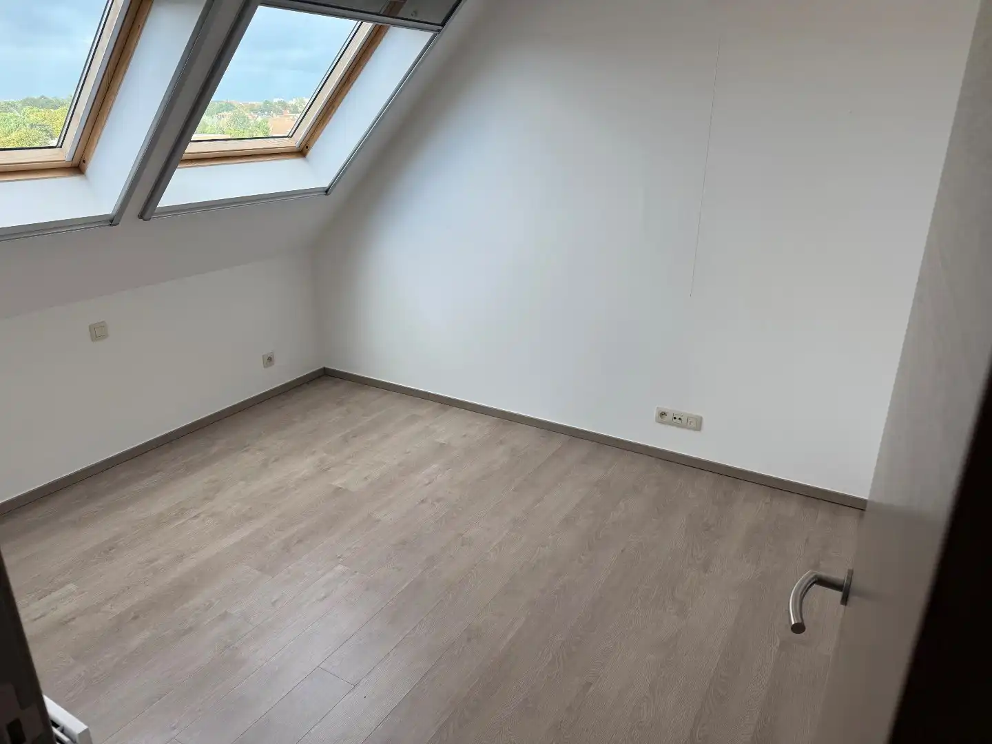 Instapklaar appartement met garage op centrale ligging te Bredene. foto 8