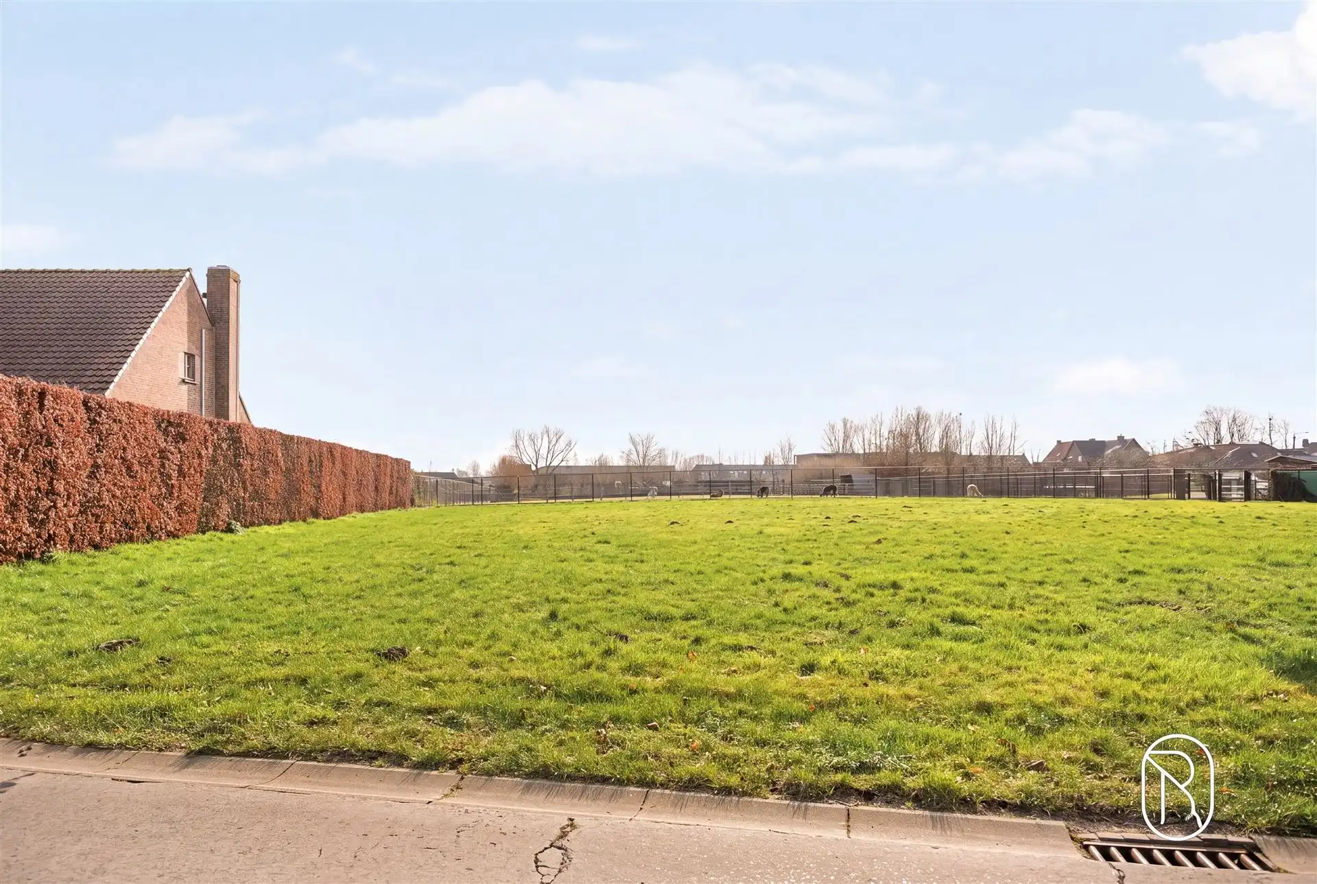 Bouwgrond van 718 m² op toplocatie in Deerlijk foto 3